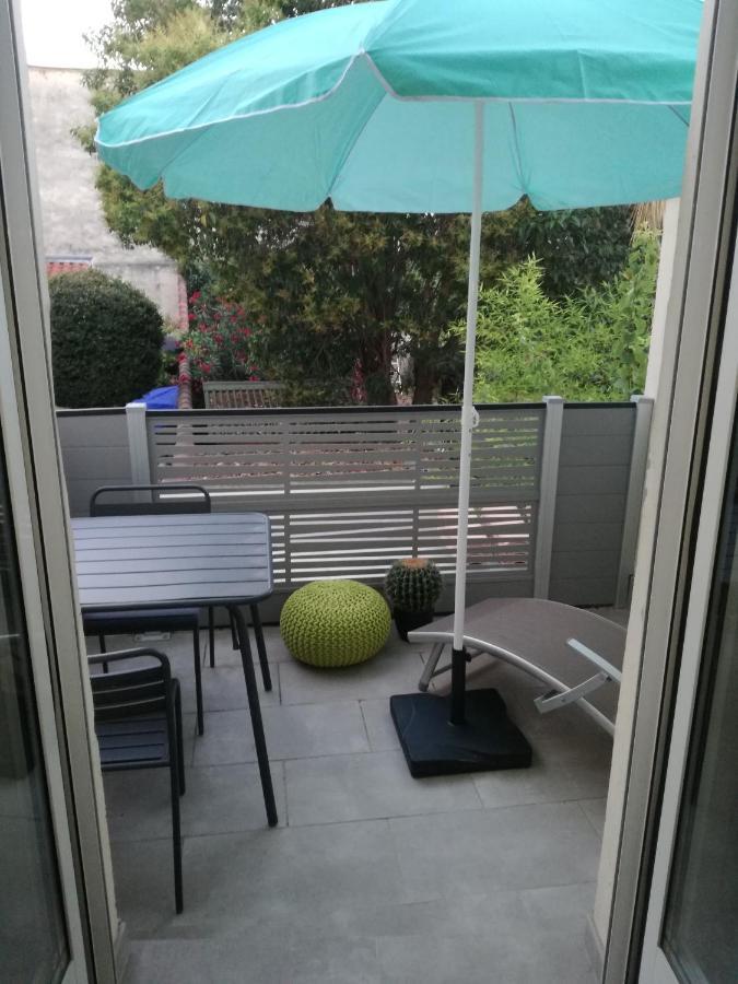 Suite Oisivete Avec Terrasse Vue Sur Patio Et Clim Montpellier Zewnętrze zdjęcie